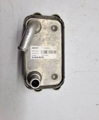 Volvo S60 Engine oil radiator 31201909 L3606004 29590