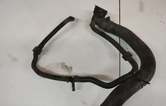 Skoda Octavia Mk2 (1Z) Engine coolant pipe/hose 