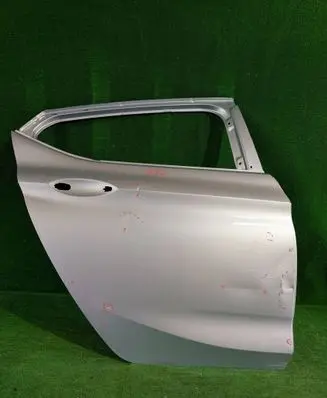 Opel Astra K Rear door