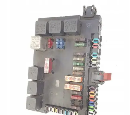 Mercedes-Benz S W221 Fuse module a2219067400
