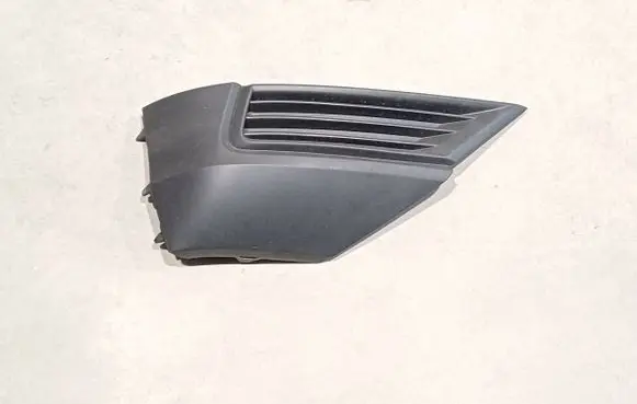 Volkswagen Tiguan Front bumper corner part panel trim 5NN853212D