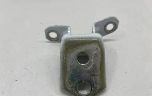 Ford Ranger IV Front door lower hinge 