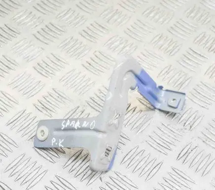 BMW 2 F22 F23 Fender mounting bracket