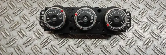 Mitsubishi Outlander Climate control unit 7820A082XC 0H06A 3863244
