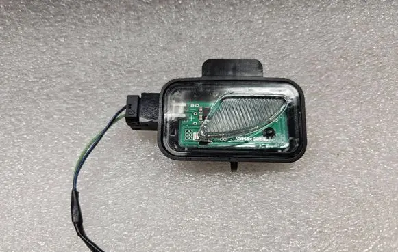 Volkswagen PASSAT B8 Front door wing mirror part 3G0945292A