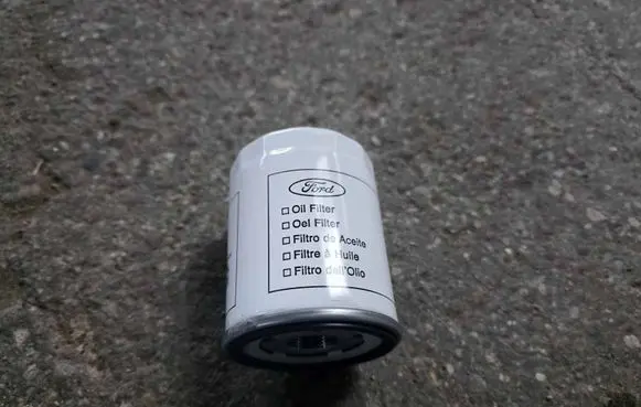 Ford Transit Oil filter mounting bracket gk2q6714aa
