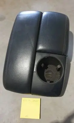 Audi Q7 4L Armrest 4L1864207