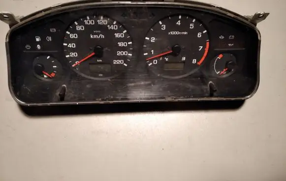 Nissan Primera Speedometer (instrument cluster) 248102F114
