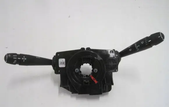 Citroen C5 X Central console control unit 98313032ZD