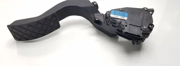 Audi A6 S6 C5 4B Accelerator throttle pedal 8D1723523M 6PV00837602 043602