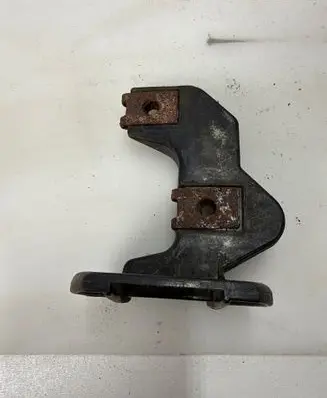 BMW 5 E39 Front bumper mounting bracket 8159362