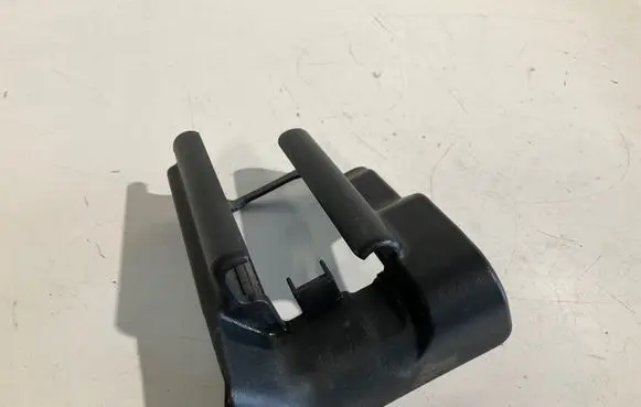 Mercedes-Benz E W211 Front driver seat rail trim 2118192520 77020005 2119192520