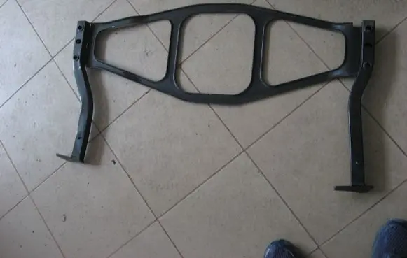 Bentley Flying Spur Radiator mount bracket 3W0199521K