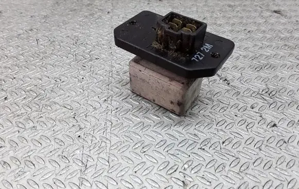 Mitsubishi Space Wagon Heater blower motor/fan resistor 