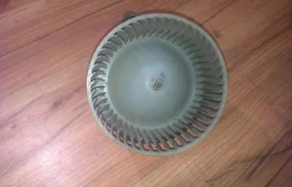 Mazda 323 F Heater fan/blower hb111be5ma04 894000-0060