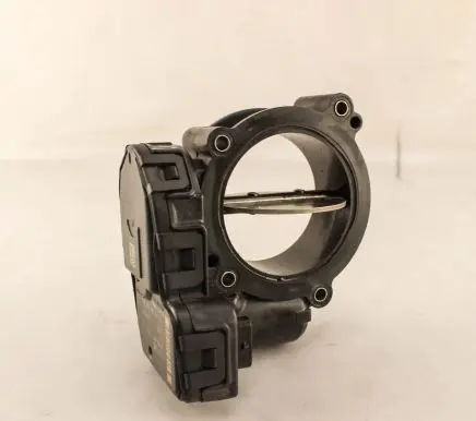 Mercedes-Benz Vito Viano W447 Throttle valve A6510900470