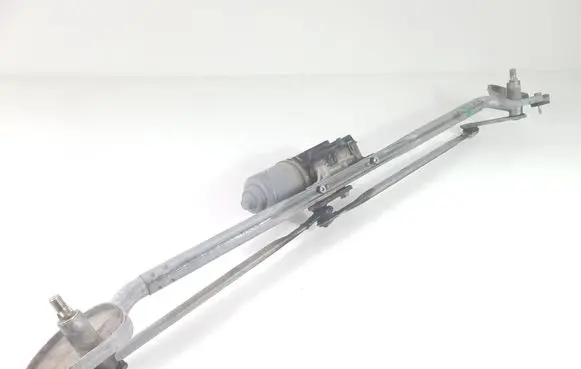 Dodge Challenger Front wiper linkage and motor 68044165AA