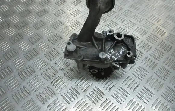 Renault Laguna II Oil pump 