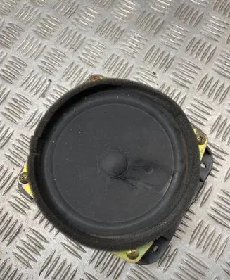 Mitsubishi Pajero Sport I Front door speaker mr142013