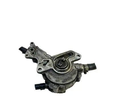 Volkswagen Polo IV 9N3 Vacuum pump