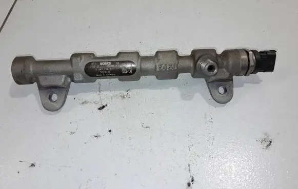 Opel Insignia A Fuel main line pipe 55576177 0281006158 0445214221