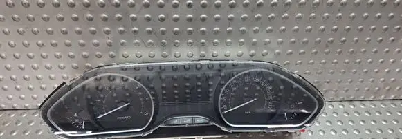 Speedometer (instrument cluster)