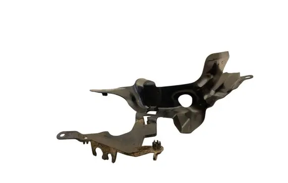 Volvo XC60 Front splash guards bracket 31407737