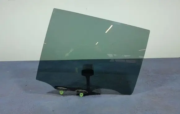 Suzuki Swace Rear door window glass 