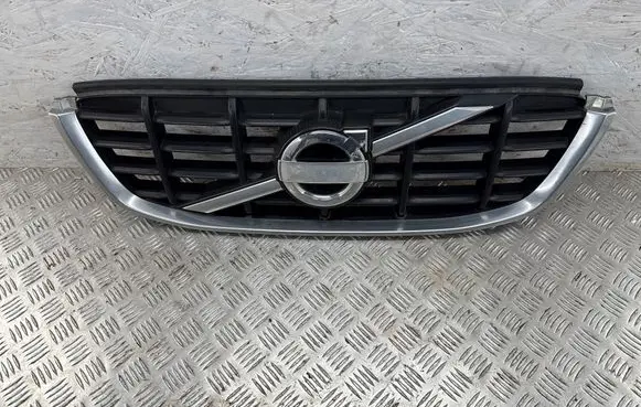 Volvo XC60 Front bumper upper radiator grill 30764558