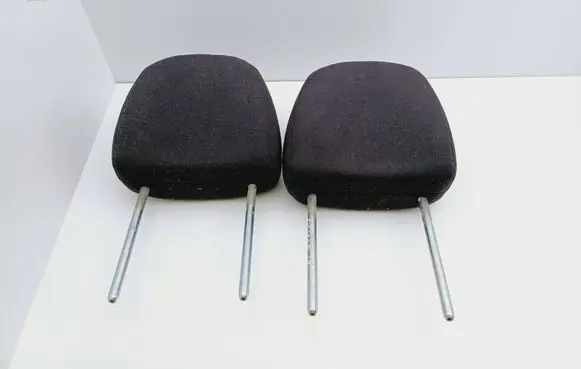 Ford Fiesta Front seat headrest 