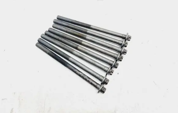 Mercedes-Benz C W204 Cylinder head bolts 
