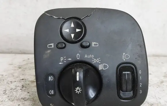 Mercedes-Benz C W203 Light switch A2035450604 04058515 24406574725
