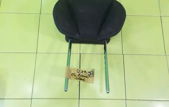 Citroen C4 Grand Picasso Front seat headrest PRZOD CL19