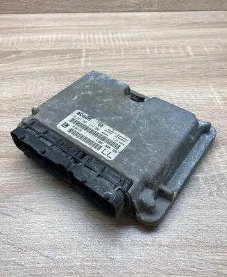 Opel Astra G Engine control unit/module ECU 90562574 0281001674