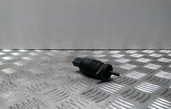 Mercedes-Benz ML W163 Windscreen/windshield washer pump