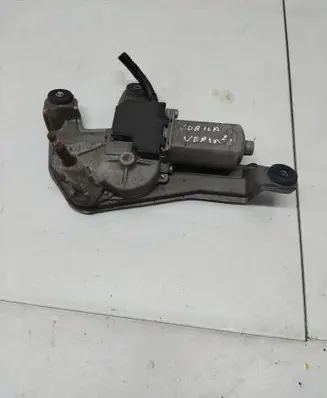 Toyota Corolla Verso AR10 Rear window wiper motor 851300F010 2596001022