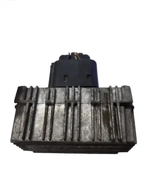 Glow plug pre-heat relay