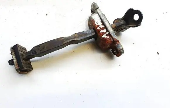Hyundai Sonata Rear door check strap stopper