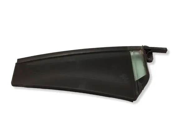 Volkswagen PASSAT B8 Rear vent window glass 3G9845214