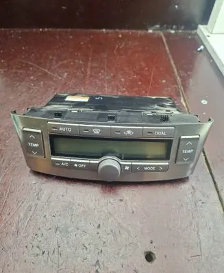 Toyota Avensis T250 Climate control unit 5590005202 MB1465705290 55900205050h
