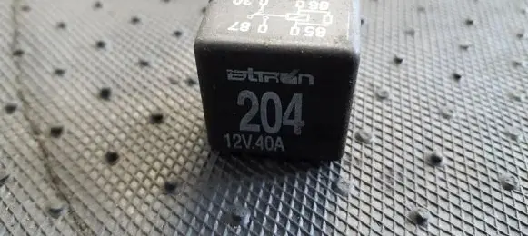 Audi A4 S4 B5 8D Other relay 431951253H