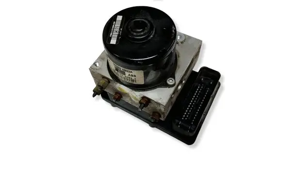 Nissan Navara D22 ABS Pump 47660EB32A