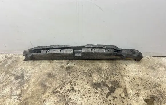 Front bumper foam support bar