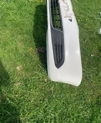 Volkswagen Jetta VI Front bumper