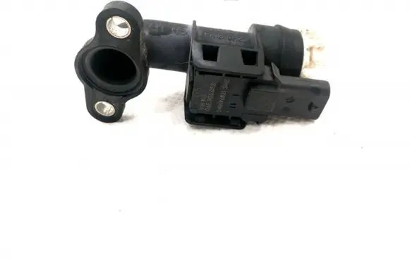 Audi RS4 EGR valve 07L131119 06E906052