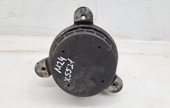 BMW 5 F10 F11 Engine mount bracket 139811