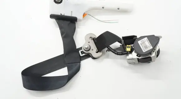 Nissan Pulsar Front seatbelt OM627788900D