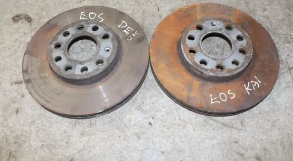 Volkswagen Eos Front brake disc