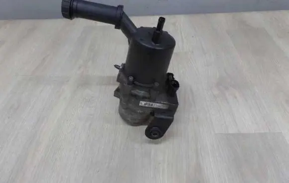 Citroen C4 I Power steering pump 9684713280 A5097811C 41628