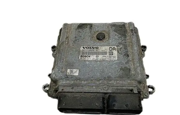 Volvo XC70 Engine control unit/module 30729826A